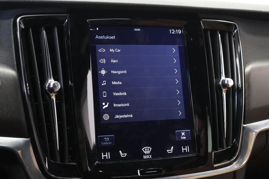 Volvo V90 Cross Country vaihtoauto