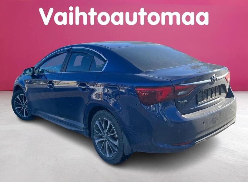 Toyota Avensis vaihtoauto