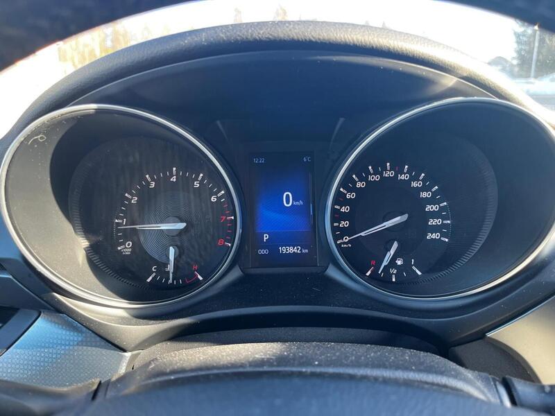 Toyota Avensis vaihtoauto