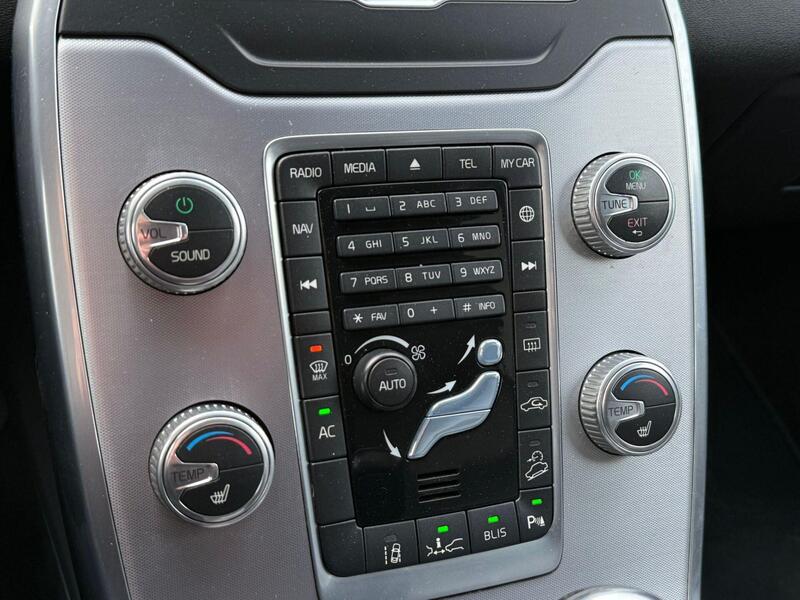 Volvo XC70 vaihtoauto