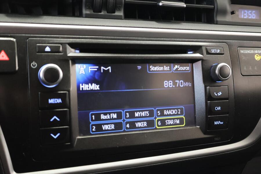 Toyota Auris vaihtoauto