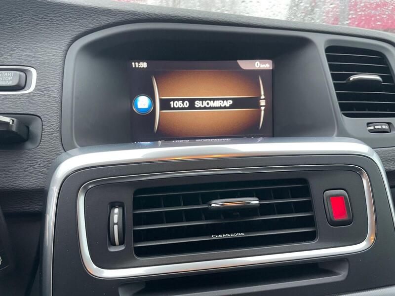 Volvo V60 Cross Country vaihtoauto