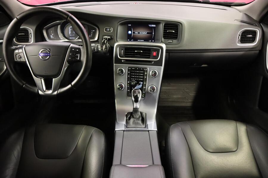 Volvo V60 Cross Country vaihtoauto