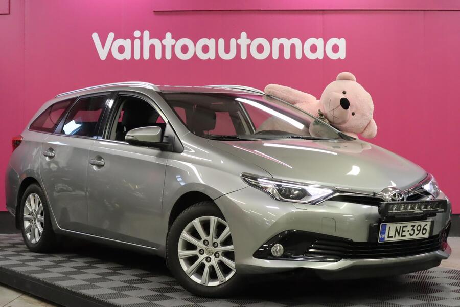 Toyota Auris vaihtoauto