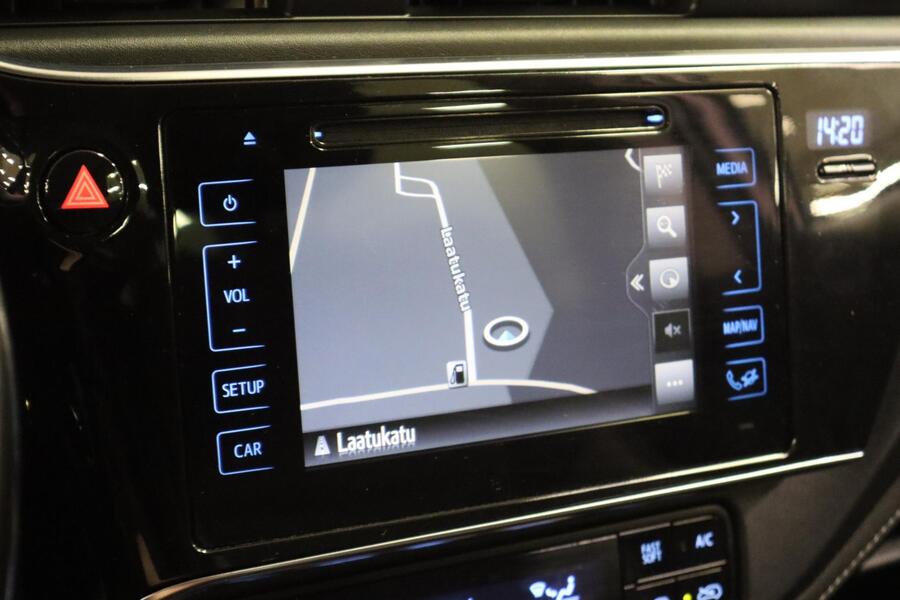 Toyota Auris vaihtoauto