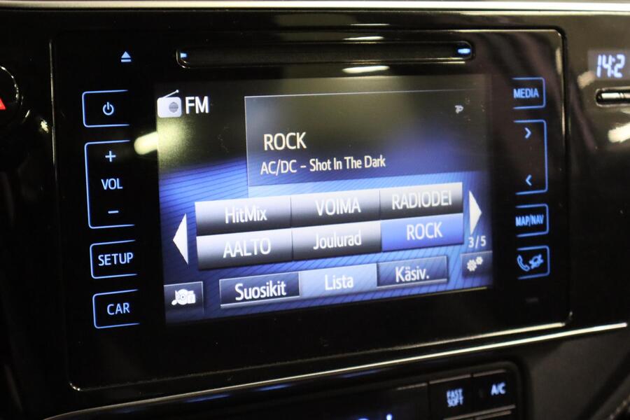 Toyota Auris vaihtoauto