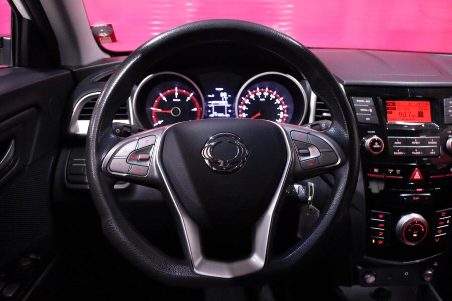 SsangYong Tivoli vaihtoauto