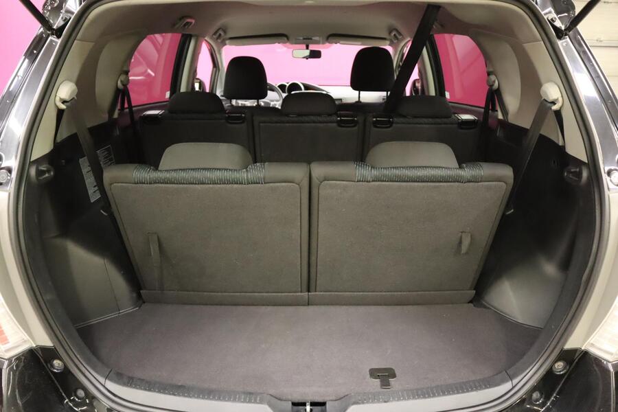 Toyota Verso vaihtoauto