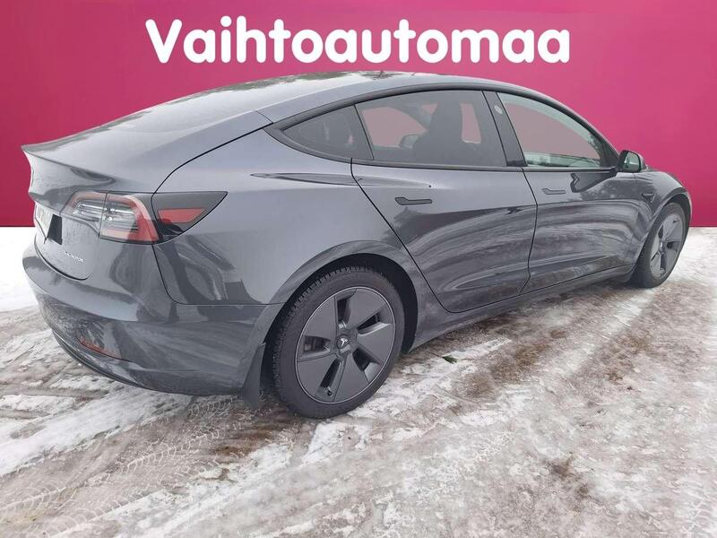 Tesla Model 3 vaihtoauto