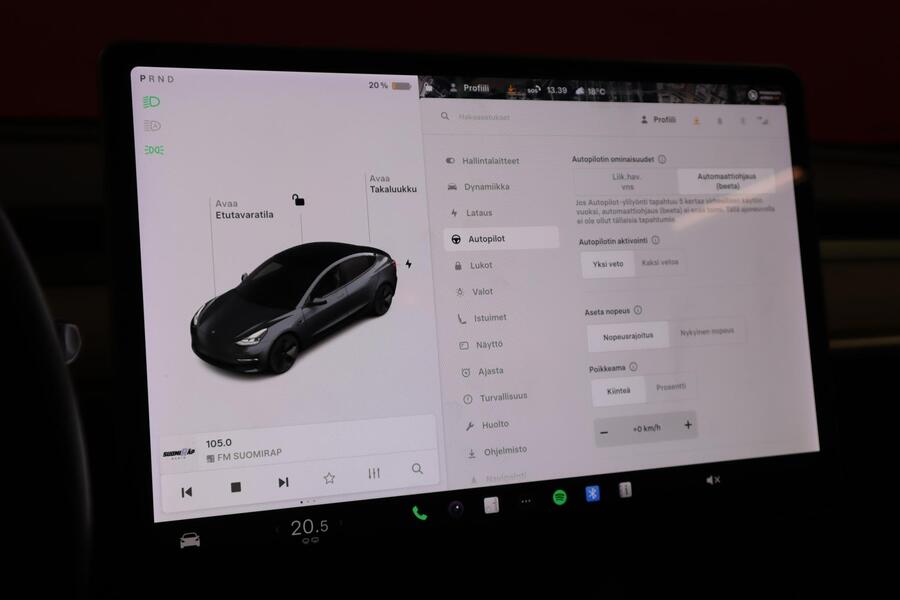 Tesla Model 3 vaihtoauto