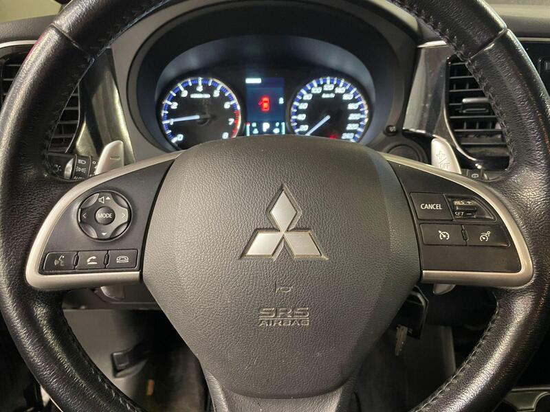 Mitsubishi Outlander vaihtoauto