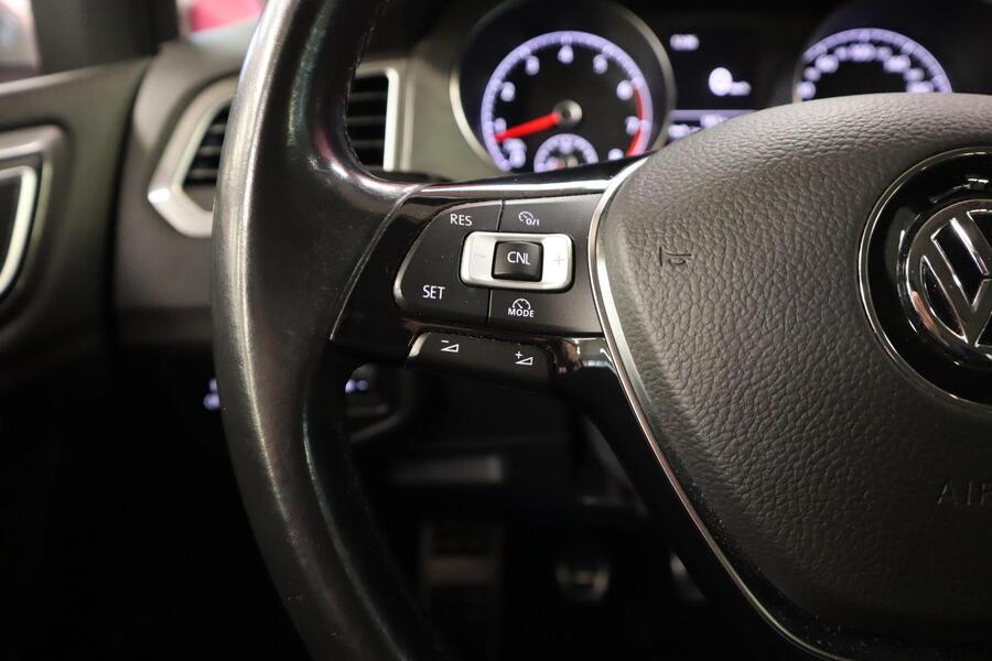 Volkswagen Golf Sportsvan vaihtoauto