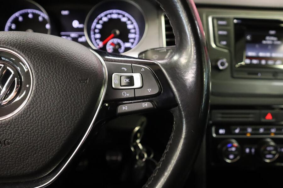 Volkswagen Golf Sportsvan vaihtoauto