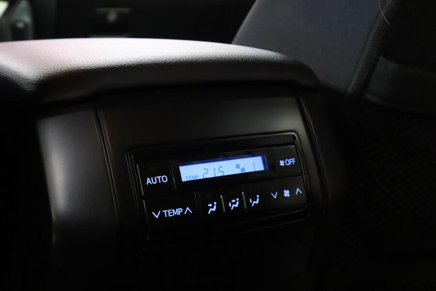 Toyota Land Cruiser vaihtoauto