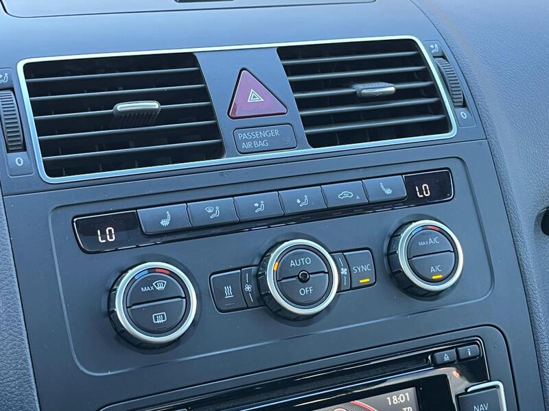 Volkswagen Touran vaihtoauto