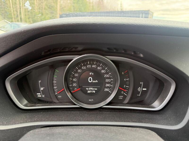 Volvo V40 vaihtoauto