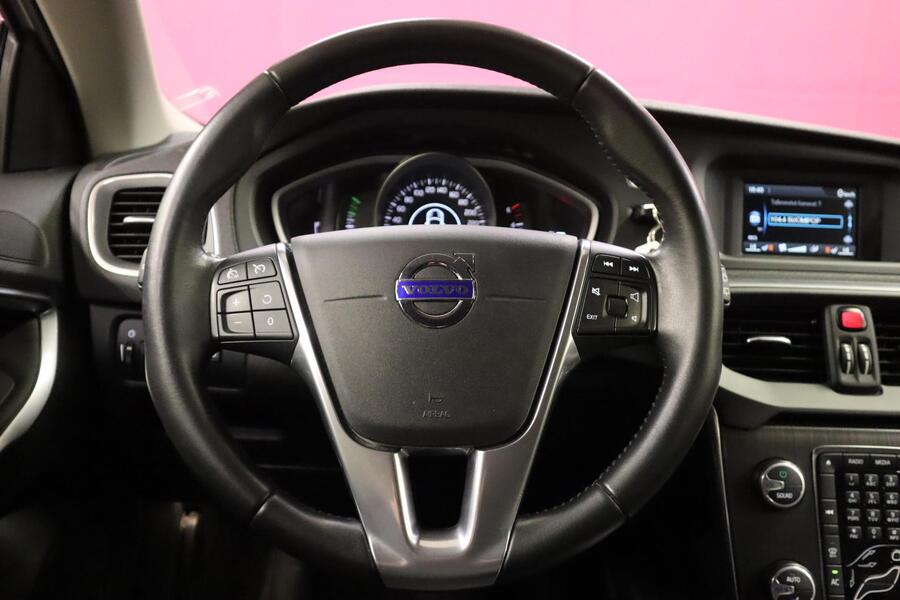 Volvo V40 Cross Country vaihtoauto