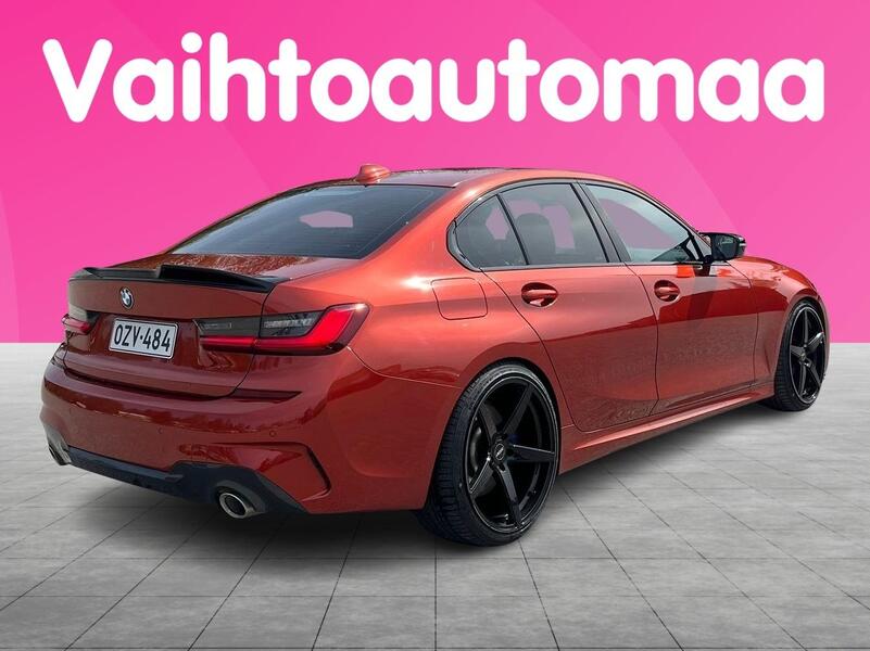 BMW 330 vaihtoauto
