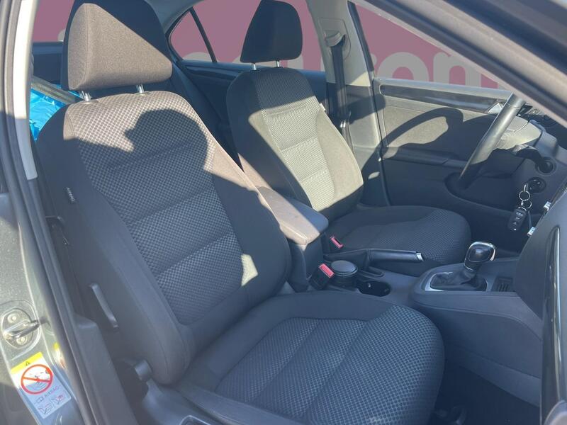 Volkswagen Jetta vaihtoauto