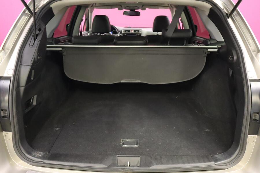 Subaru Outback vaihtoauto