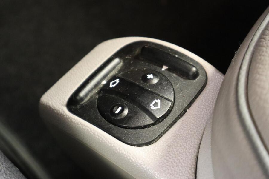 Mercedes-Benz R vaihtoauto