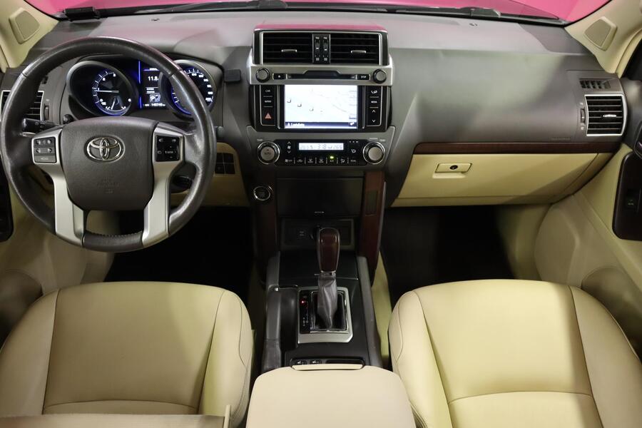 Toyota Land Cruiser vaihtoauto