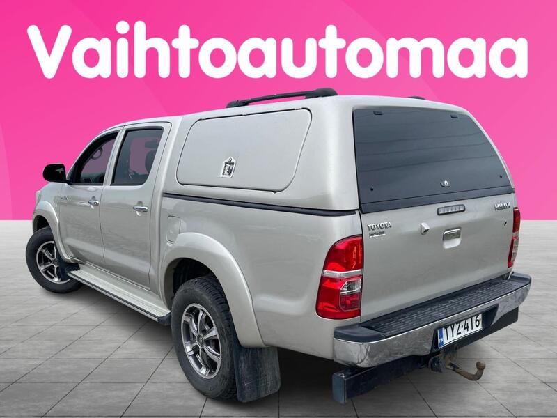Toyota Hilux vaihtoauto