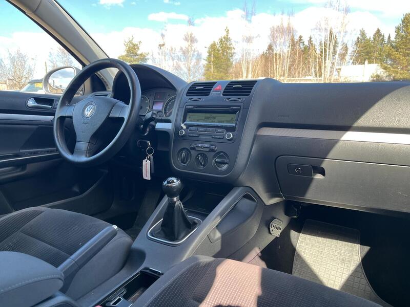 Volkswagen Golf vaihtoauto