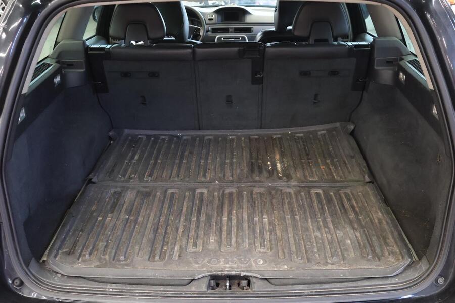 Volvo V70 vaihtoauto