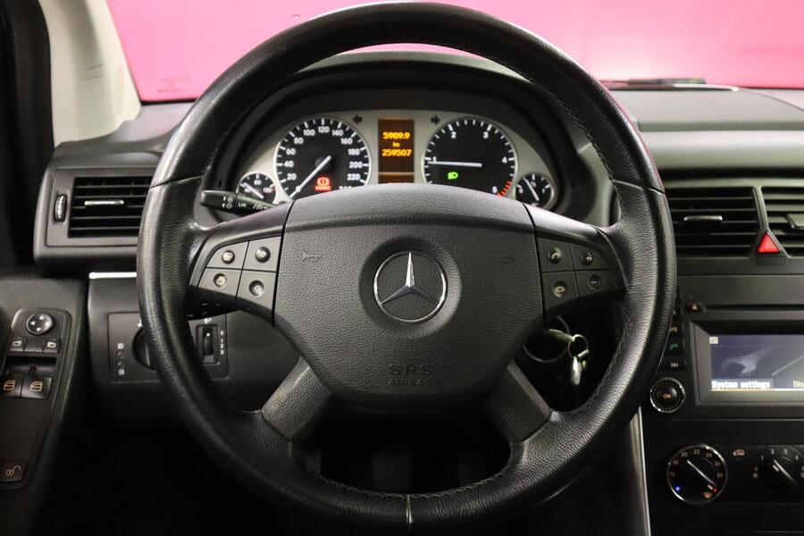 Mercedes-Benz B vaihtoauto