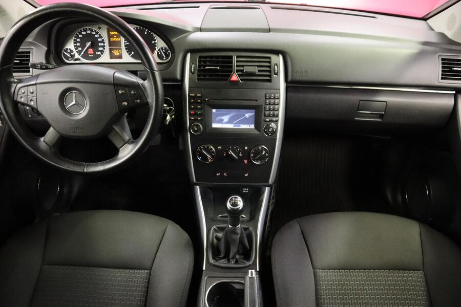 Mercedes-Benz B vaihtoauto