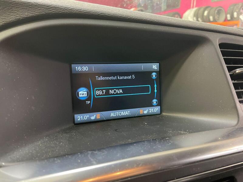 Volvo V60 vaihtoauto