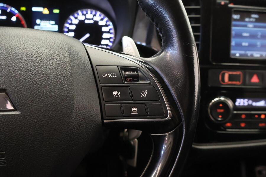 Mitsubishi Outlander vaihtoauto