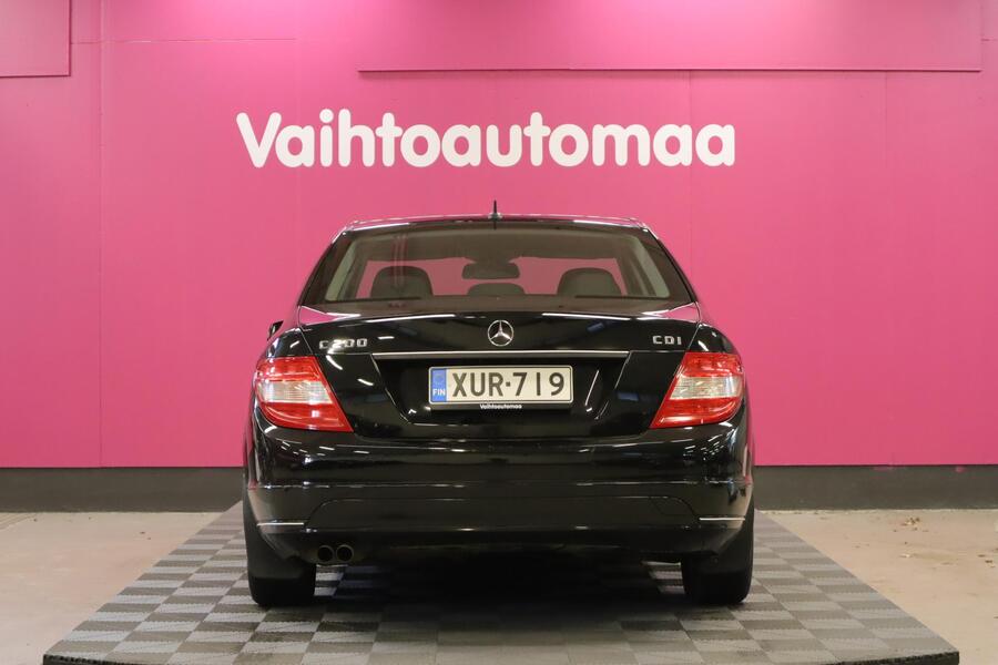 Mercedes-Benz C vaihtoauto