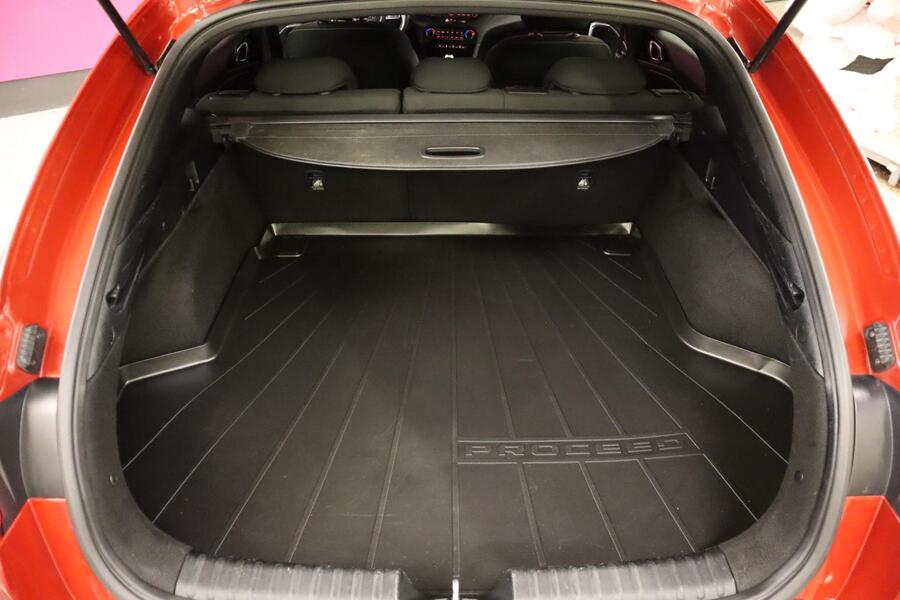 Kia Proceed vaihtoauto