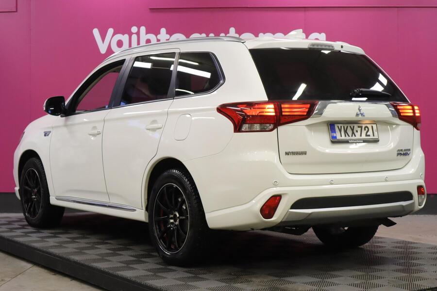Mitsubishi Outlander PHEV vaihtoauto