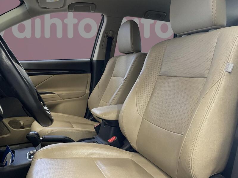 Mitsubishi Outlander vaihtoauto