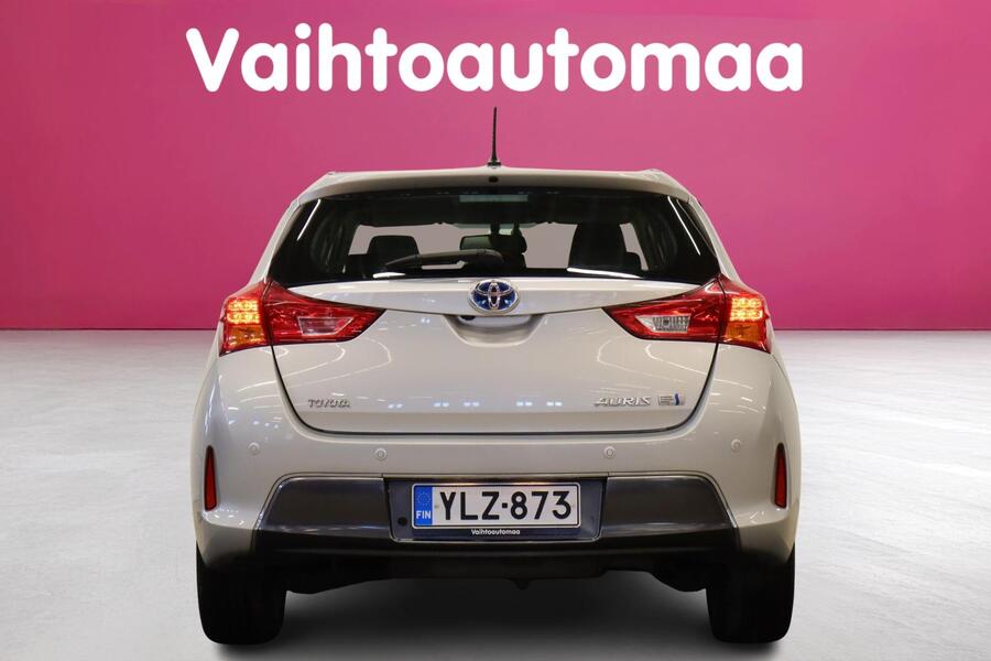 Toyota Auris vaihtoauto