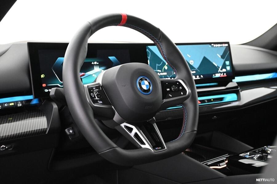 BMW i5 M60 vaihtoauto