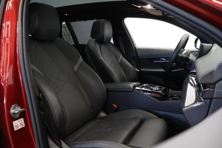 BMW i5 M60 vaihtoauto