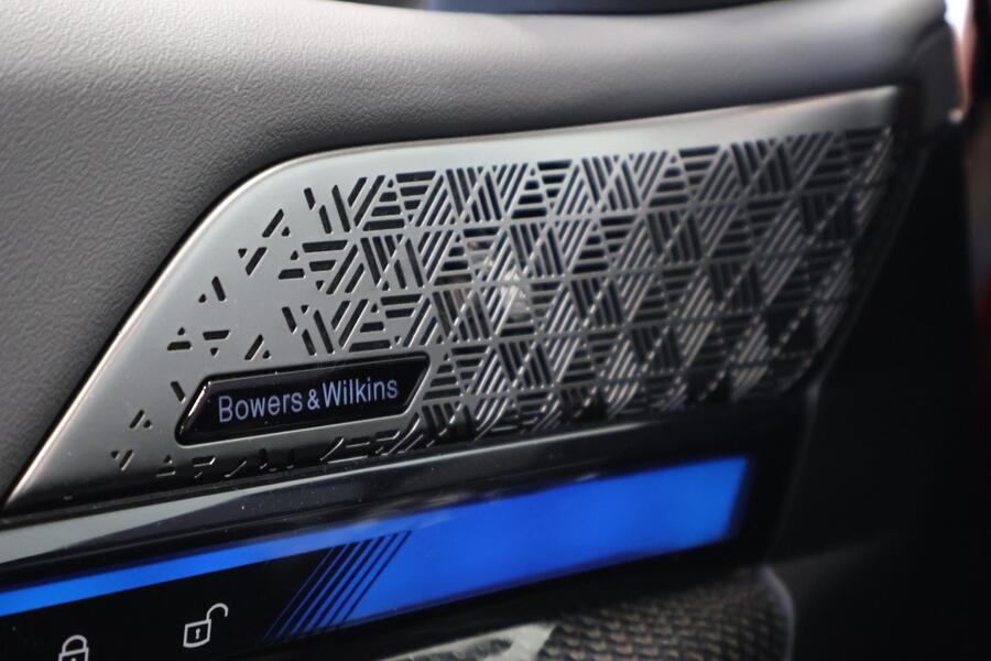 BMW i5 M60 vaihtoauto