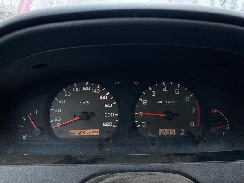 Nissan Almera vaihtoauto