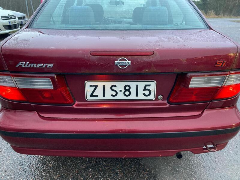 Nissan Almera vaihtoauto