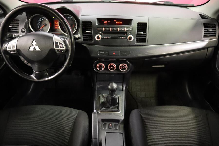 Mitsubishi Lancer vaihtoauto