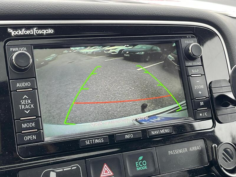 Mitsubishi Outlander PHEV vaihtoauto