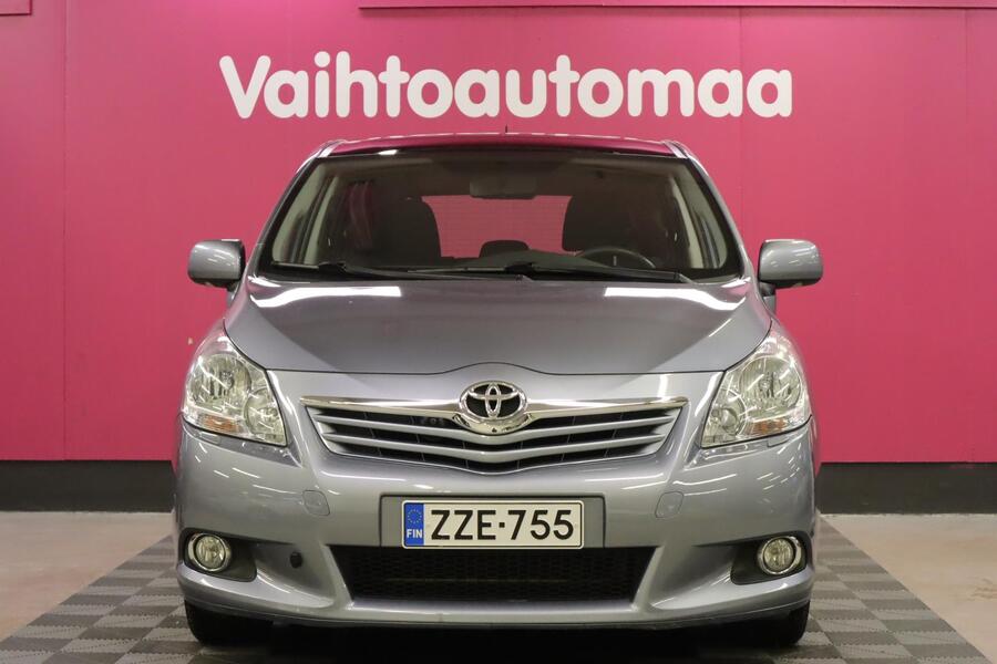 Toyota Verso vaihtoauto