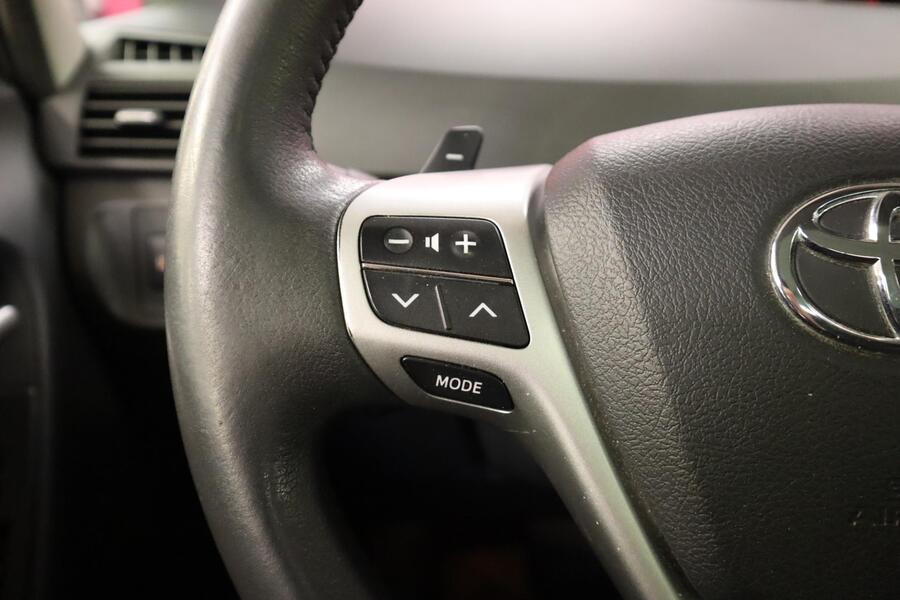 Toyota Verso vaihtoauto