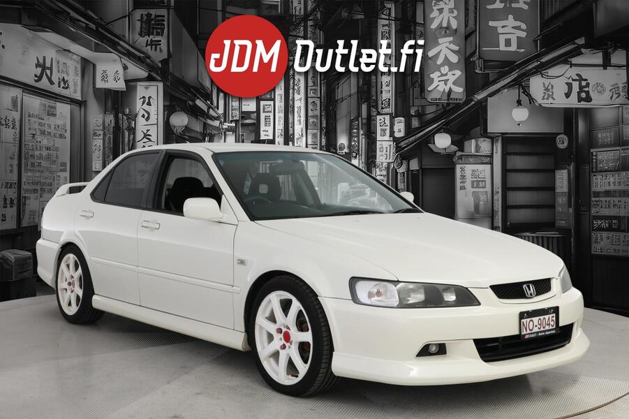 Honda Accord vaihtoauto