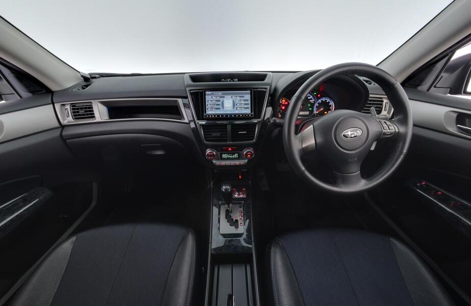 Subaru Exiga vaihtoauto