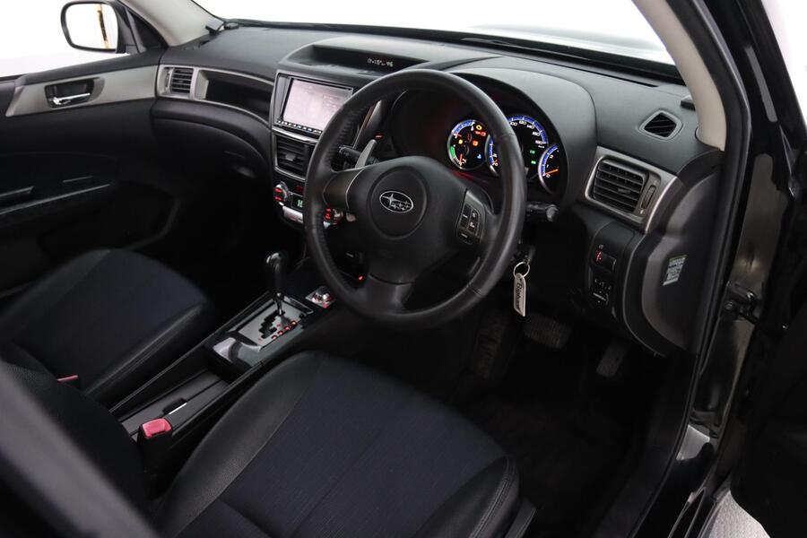 Subaru Exiga vaihtoauto